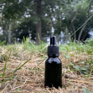 Alternative view of Mimosa Hostilis Root Bark Vine Microdosing Drops